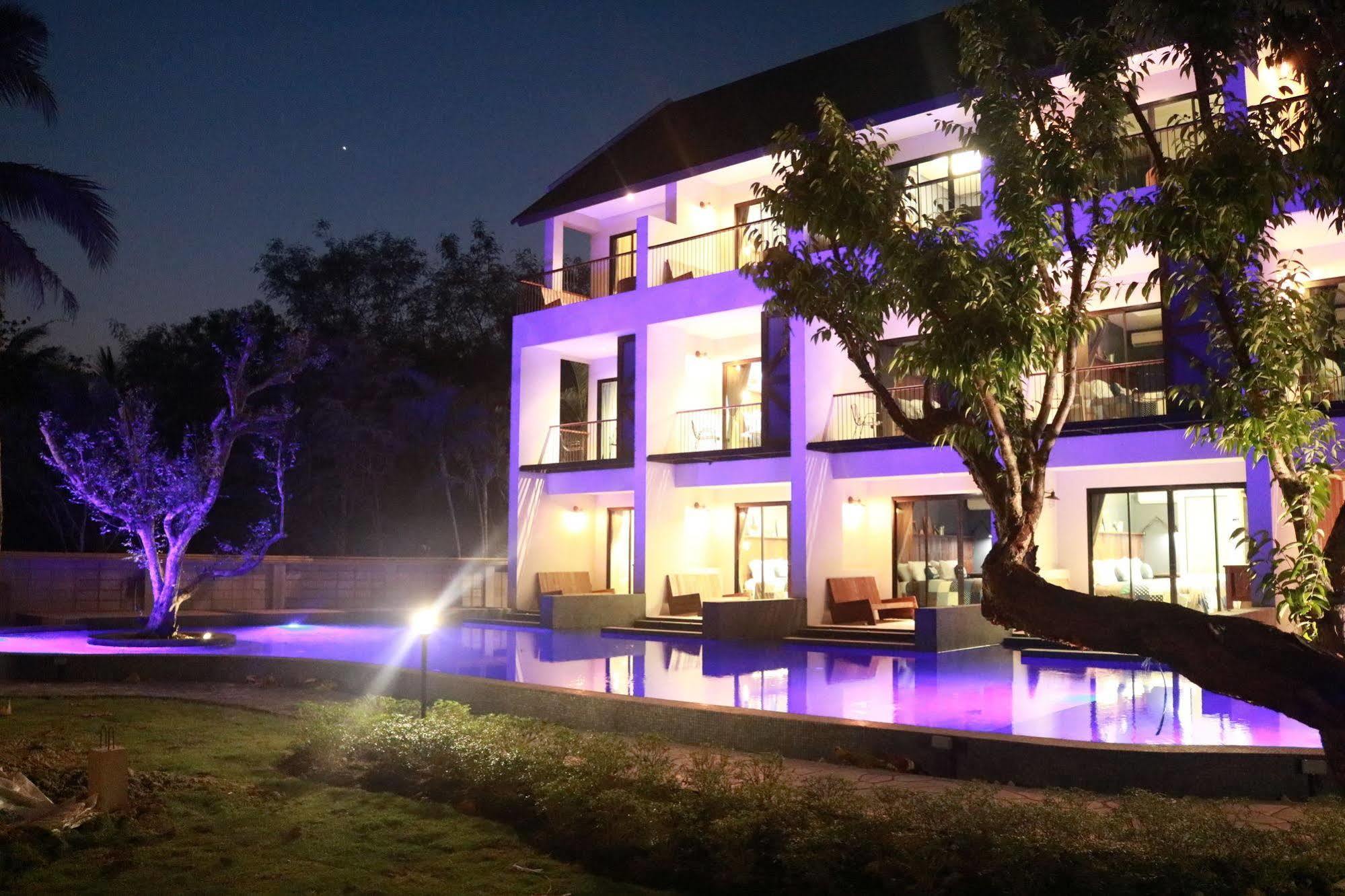 Pawtel Hotell Mae Rim Eksteriør bilde